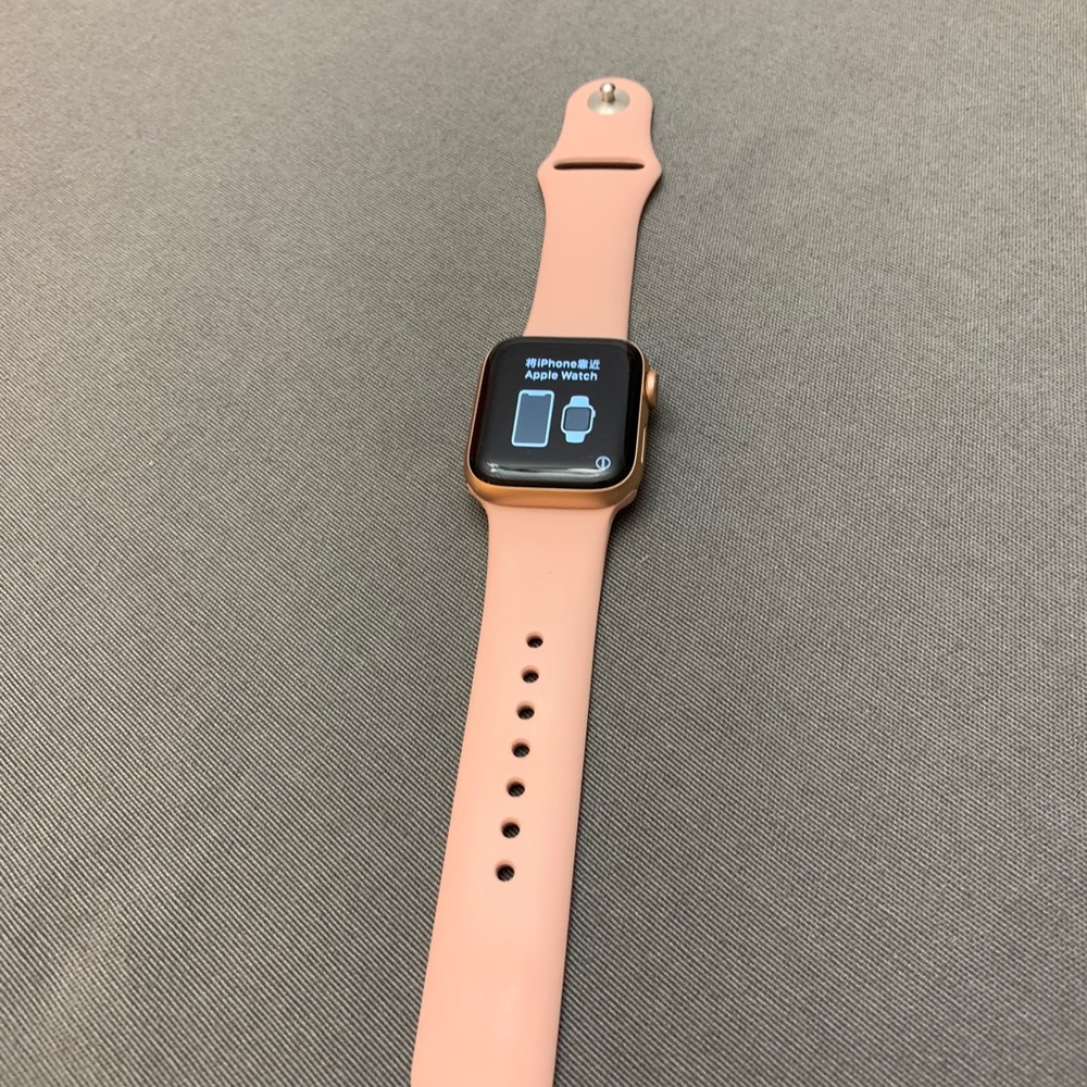 Apple Watch - Picture 3 of 7
